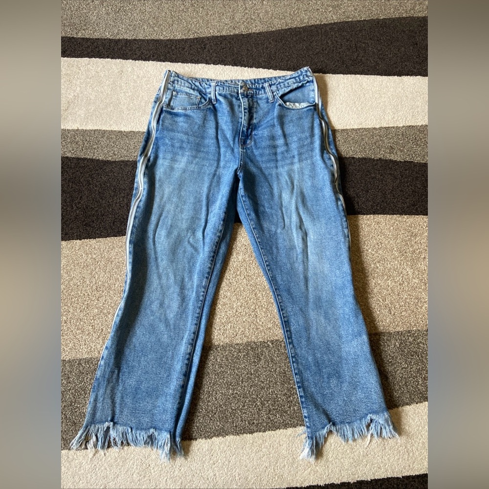 Wild Fable Womens Light Wash High Rise Ankle Full Side Zip Raw Hem Jeans Sz 14